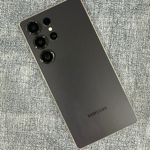 갤럭시S25울트라 256G 블랙 25년 2월개통 A급 단말기 120만원 판매해요