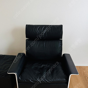 비초에 620 디터람스 소파 암체어 하이백 + 풋스툴 포함 (vitsoe 620 high back + foot stool)