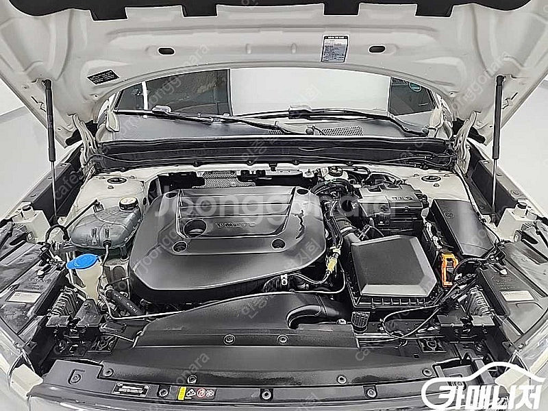 [볼보]XC40 B4 인스크립션 중고차 판매합니다--5