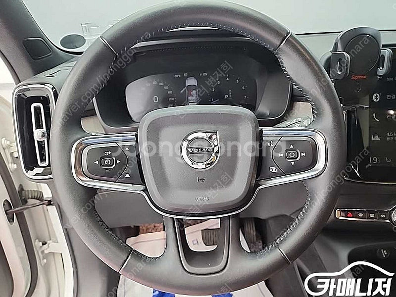 [볼보]XC40 B4 인스크립션 중고차 판매합니다--9