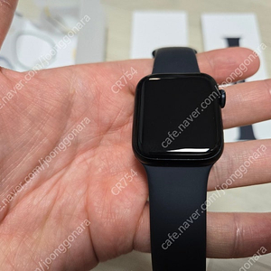 애플워치 SE2 미드나잇 40mm GPS모델 팝니다.