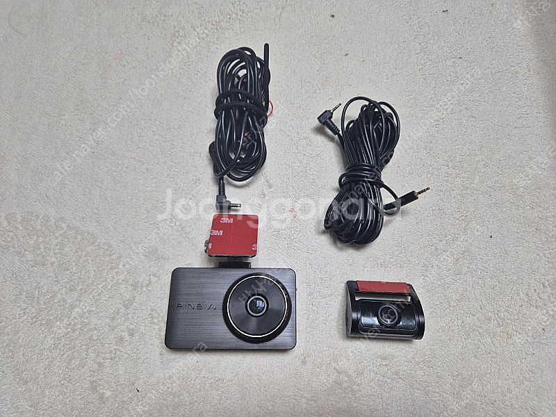 파인뷰 LX5000 파워 32GB 블랙박스 판매합니다--0