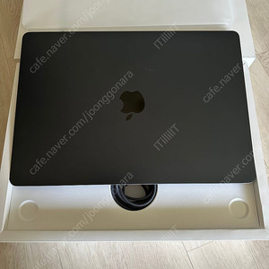 맥북에어 MacBook Air M3 15인치 M3 8GB 256GB SSD 미드나이트 풀박스
