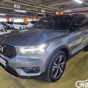 [볼보]XC40 T4 4WD R-디자인 중고차 판매합니다
