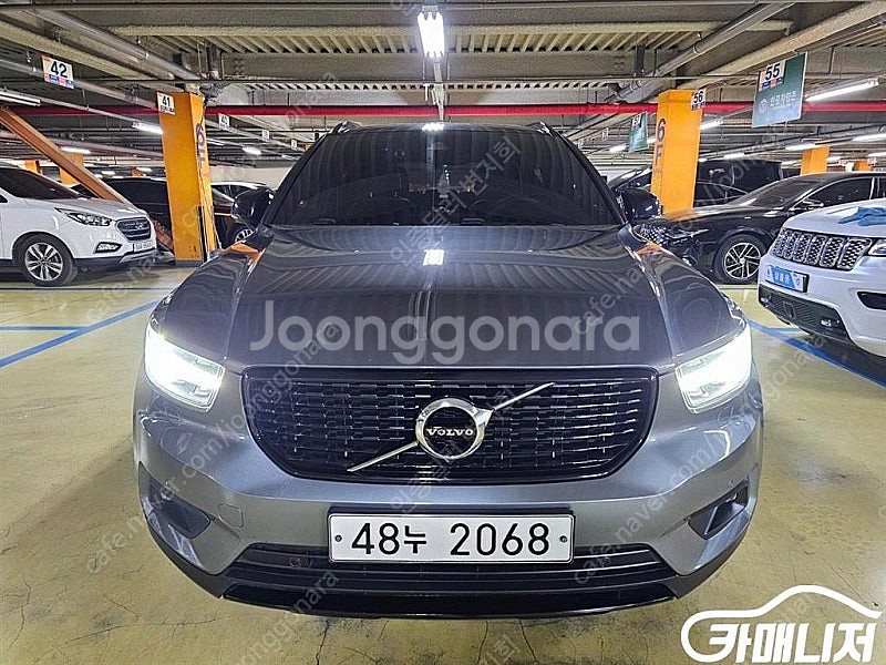 [볼보]XC40 T4 4WD R-디자인 중고차 판매합니...--3