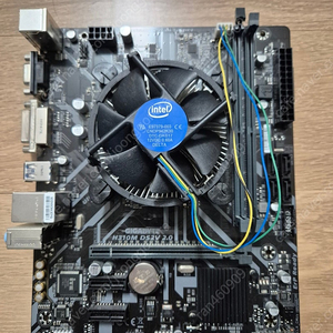 i5 9400f+기가바이트 H310M DS2V+ddr4 8g 메모리