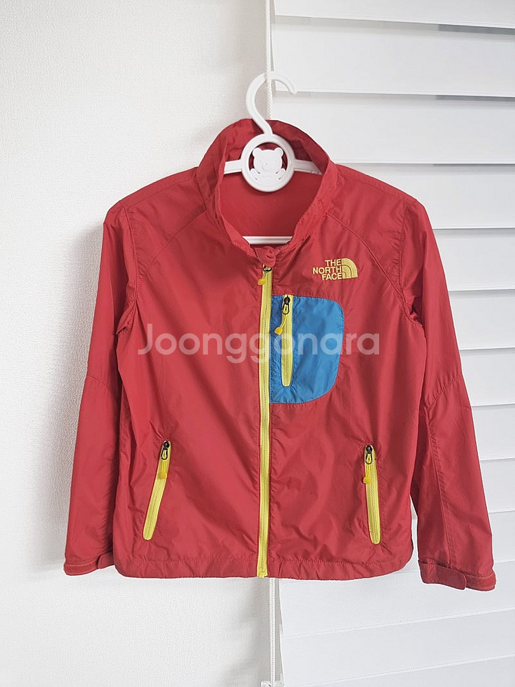 노스페이스키즈 바람막이 120 ₩15,000--2