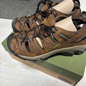 킨 에보핏 새상품 아웃도어샌들 사이즈 260 팝니다.