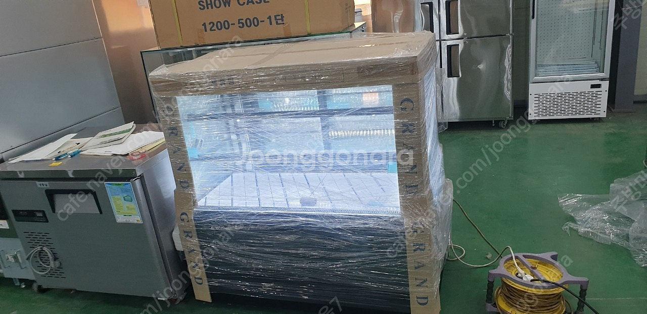 그랜드우성1200제과쇼케이스사각뒷문3단LED 블랙 판매...--2