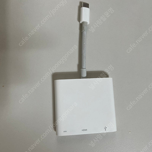 애플 USB-C Digital AV 멀티포트 어댑터 팝니다.