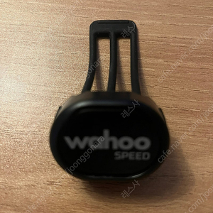 와후wahoo 속도speed, 케이던스rpm 센서 각각팝니다.