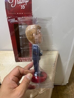 미국대통령 도널드 트럼프 모형--4