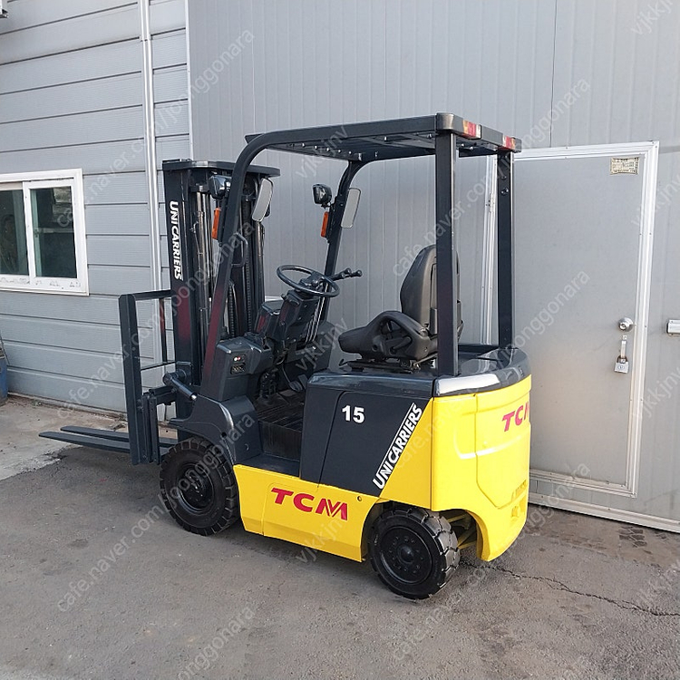 TCM 중고 전동지게차 1.5톤 3단 4300MM 싸이드쉬프트장착 최상품배터리장착--1