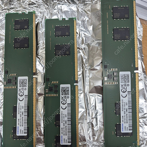 삼성전자 메모리 DDR5 8GB PC5-44800 (5600MHz) X3 팝니다.(미사용)