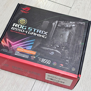 ASUS ROG STRIX B550i 팝니다.