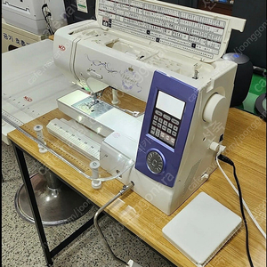 풀박스/Ncc1870빅토리아 미싱/Ncc미싱 고사양(판매가300/Ncc1870 재봉틀 준공업용 자수 패턴(부라더,엘나,싱거,브라더 퀼트미싱,자수미싱, 자노메,주키,주끼 미싱)
