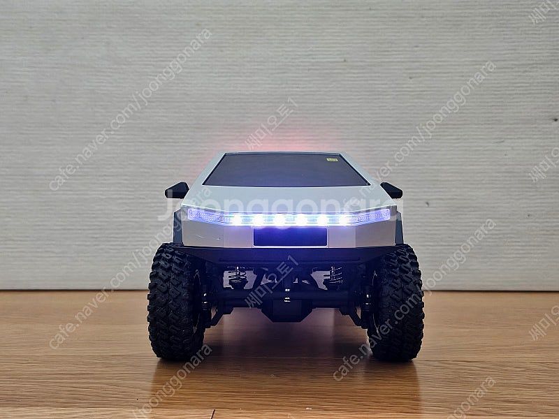 RC카 1/18 테슬라 사이버트럭 4WD 2단변속서보--0