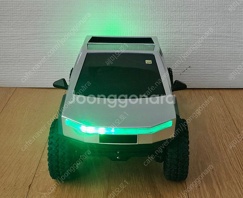 RC카 1/18 테슬라 사이버트럭 4WD 2단변속서보--3