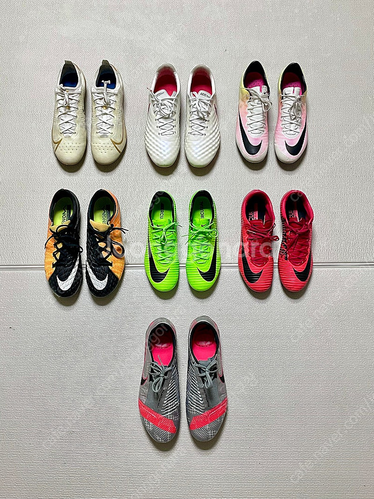 여러 축구화 판매--1