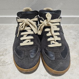 메종 마르지엘라(MAISON MARGIELA) 독일군 레플리카 스니커즈 (S58WS0109 P1895 T8013) EU 36(230) size 팝니다.