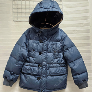 버버리 키즈 패딩 다운점퍼 사이즈 8y 128cm