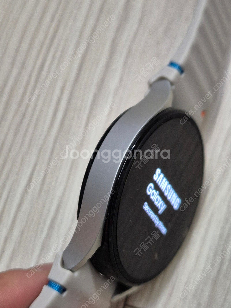 갤럭시 워치 4 실버 44mm 블루투스 (풀박)--4