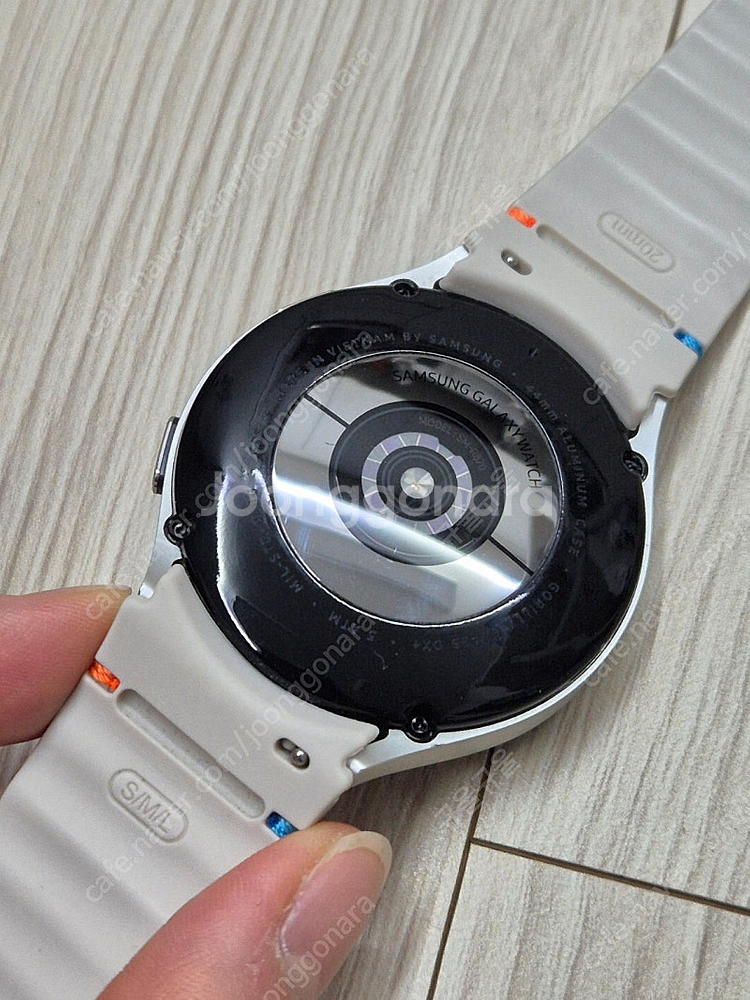 갤럭시 워치 4 실버 44mm 블루투스 (풀박)--5