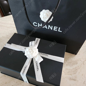 샤넬 하트볼 미듐사이즈 캐비어소재 블랙 빈티지골드