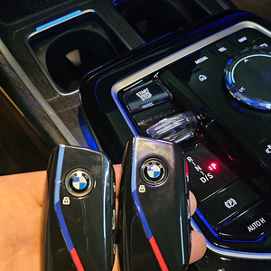 BMW 1/3/4/5/6시리즈, X1/X3/X5 차량키 근접도어 미지원 E바디/F바디 구형키에서 근접도어, 원격시동 탑재 스마트키로 변경