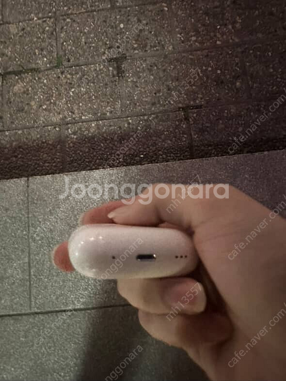 에어팟 프로2 판매합니다--3