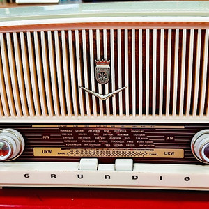 GRUNDIG TYPE 87진공관 라디오