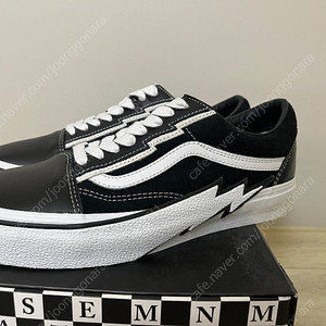 반스 볼트X마스터마인드 월드 올드스쿨 볼트 블랙 US 7.5,8.5 255,265사이즈 새제품 VANS VAULT,반스콜라보