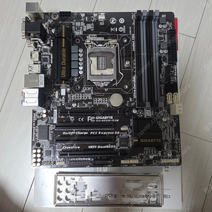 기가바이트 GA-B85M-D3H 메인보드