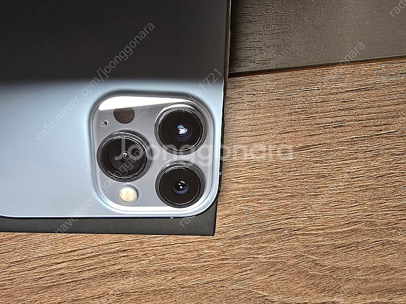 아이폰 13 프로맥스 128GB 판매합니다.--7