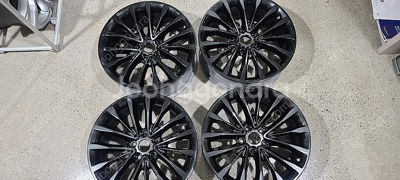 bmw 520D 럭셔리 G30 고스트크롬 18인치 순정...--3