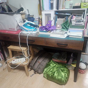 책상책꽃이 팝니다.