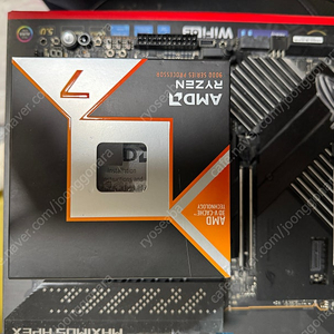 LG 32GQ850L 삽니다.