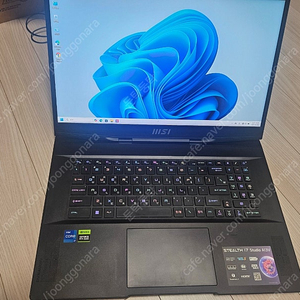 급쳐 17인치 RTX4070 초고사양 게이밍노트북팝니다