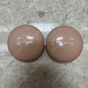 레어뷰티 하이라이터