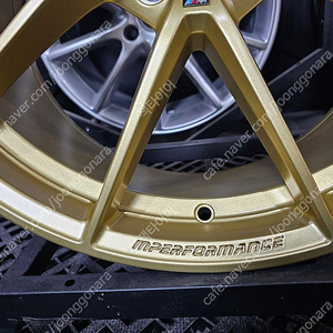 BMW f10 5시리즈 763M 골드 스타일 20인치 전시 중고휠