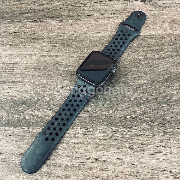 애플워치SE 나이키에디션 44MM 배터리84% 케이블 ...--1