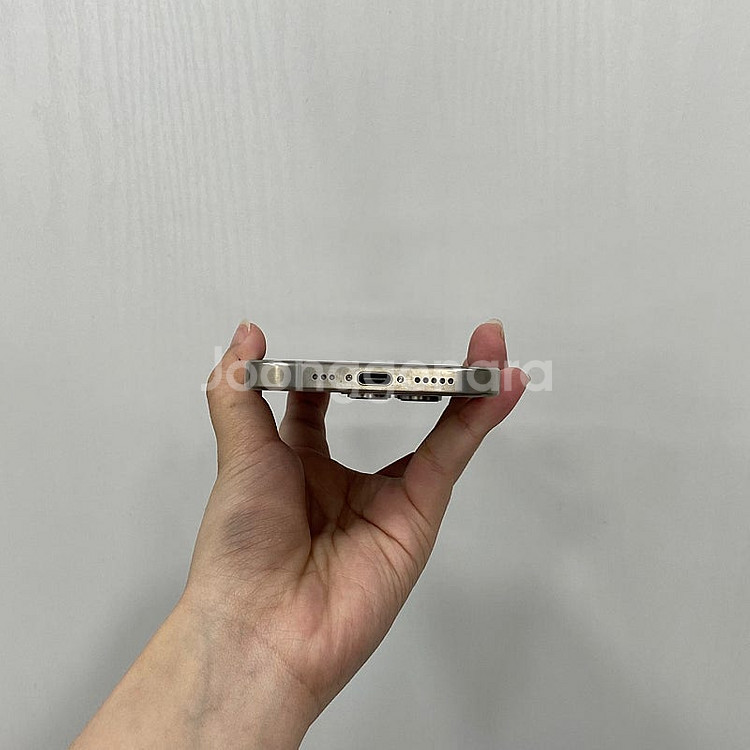 78200 아이폰16프로 내추럴티타늄 256GB A급 ...--5