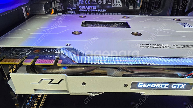 갤럭시 GTX 1080 EX OC SNIPER 화이트--1