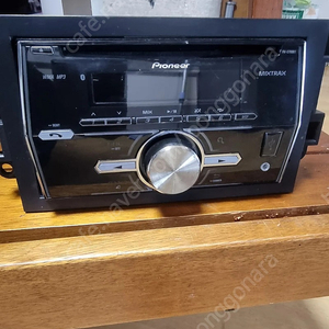 파이오니아 2단 자출 오디오 FH-X700BT입니다