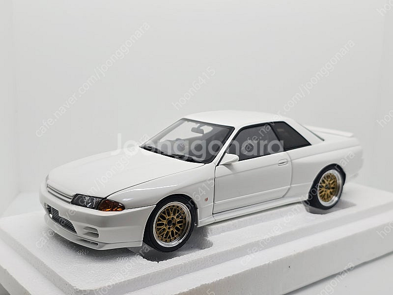 1/18 오토아트 GTR R32 다이캐스트 판매합니다.--1