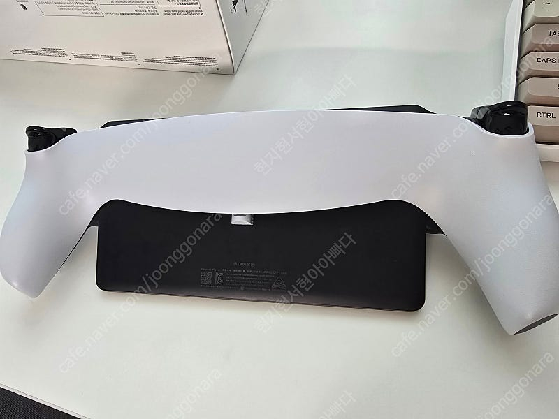 플레이스테이션 포탈 / 화이트 / 판매합니다.--1