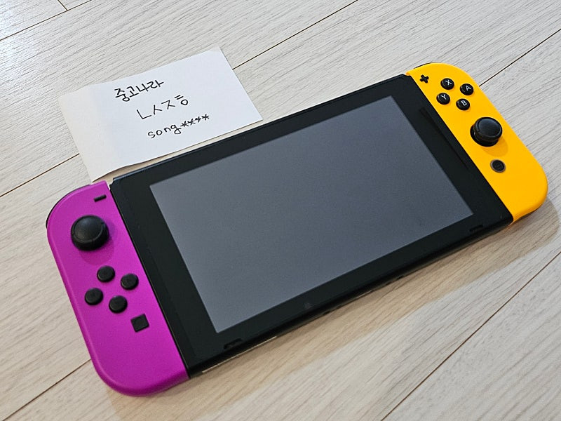 닌텐도스위치 구형 풀세트+스플래툰2+액정필름+sd카드 팝니다 이미지