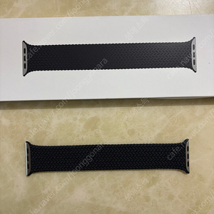 브레이드 솔로 루프 42/44mm 사이즈6 차콜 색상 팝니다.