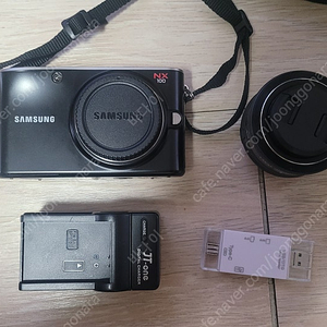 삼성NX100 디지털카메라