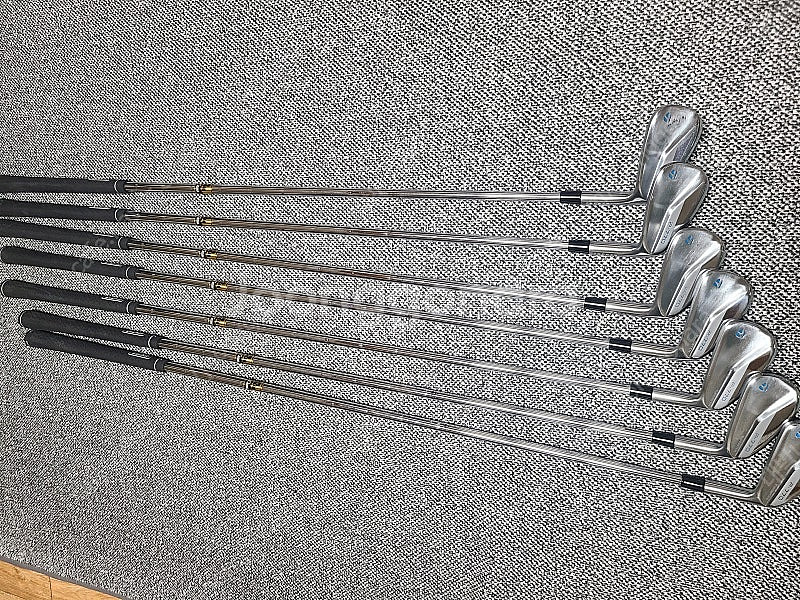 테일러메이드 P770 다이나믹 골드 s200--0